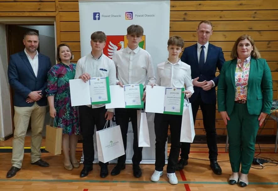 Wielkie brawa i gratulacje dla uczniów Publicznej Szkoły Podstawowej im. Jana Pawła II w Sobieniach-Jeziorach!