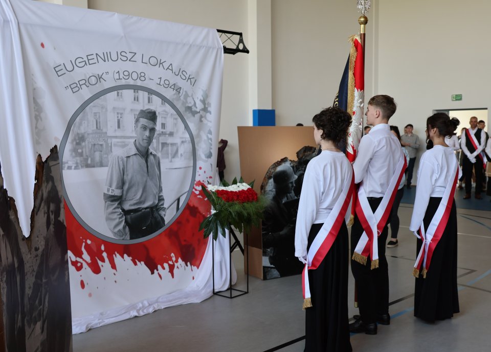 Eugeniusz Lokajski patronem Publicznej Szkoły Podstawowej w Warszawicach!